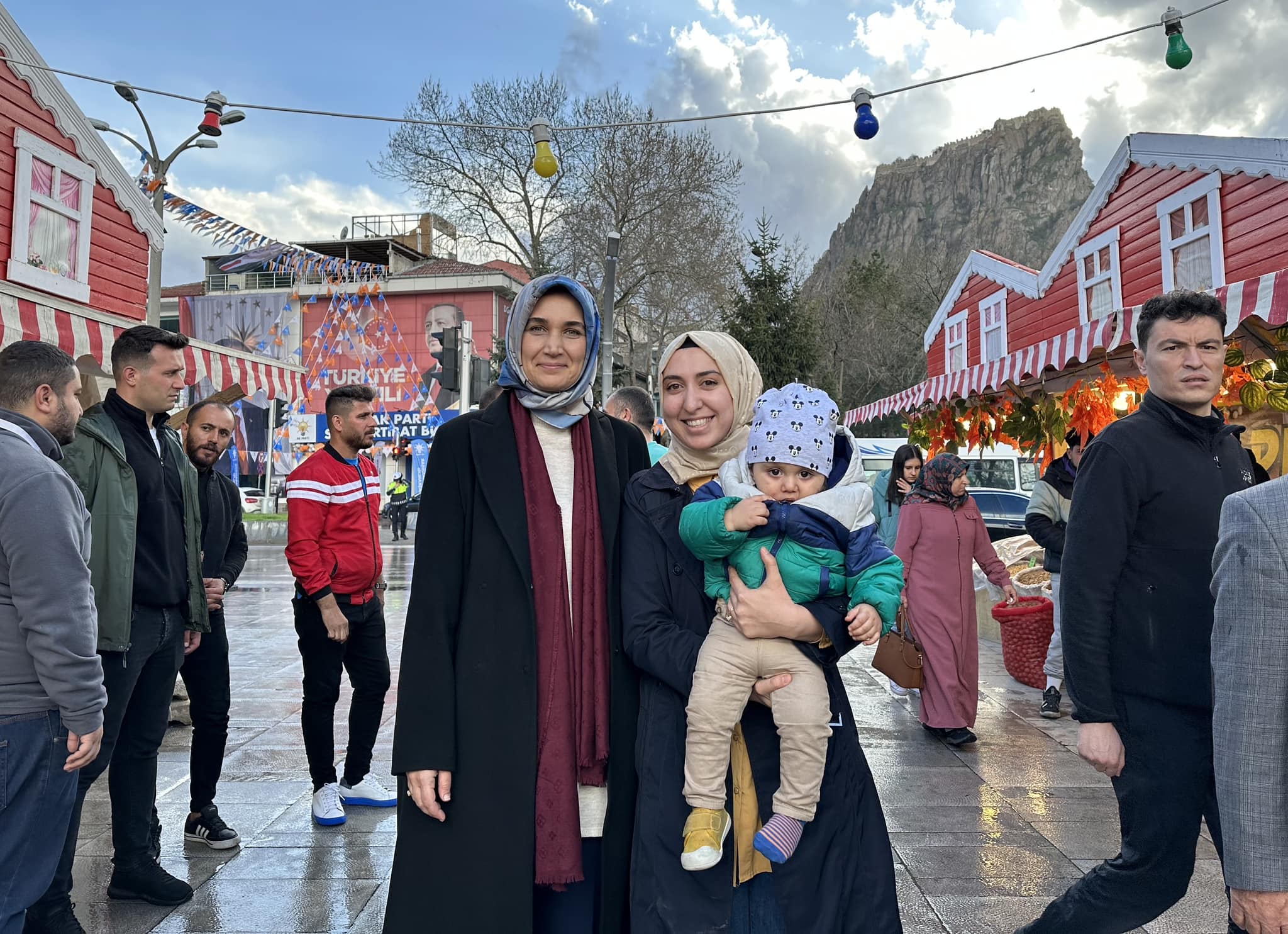 VALİ YİĞİTBAŞI HEMŞEHRİLERİYLE HASRET GİDERDİ
