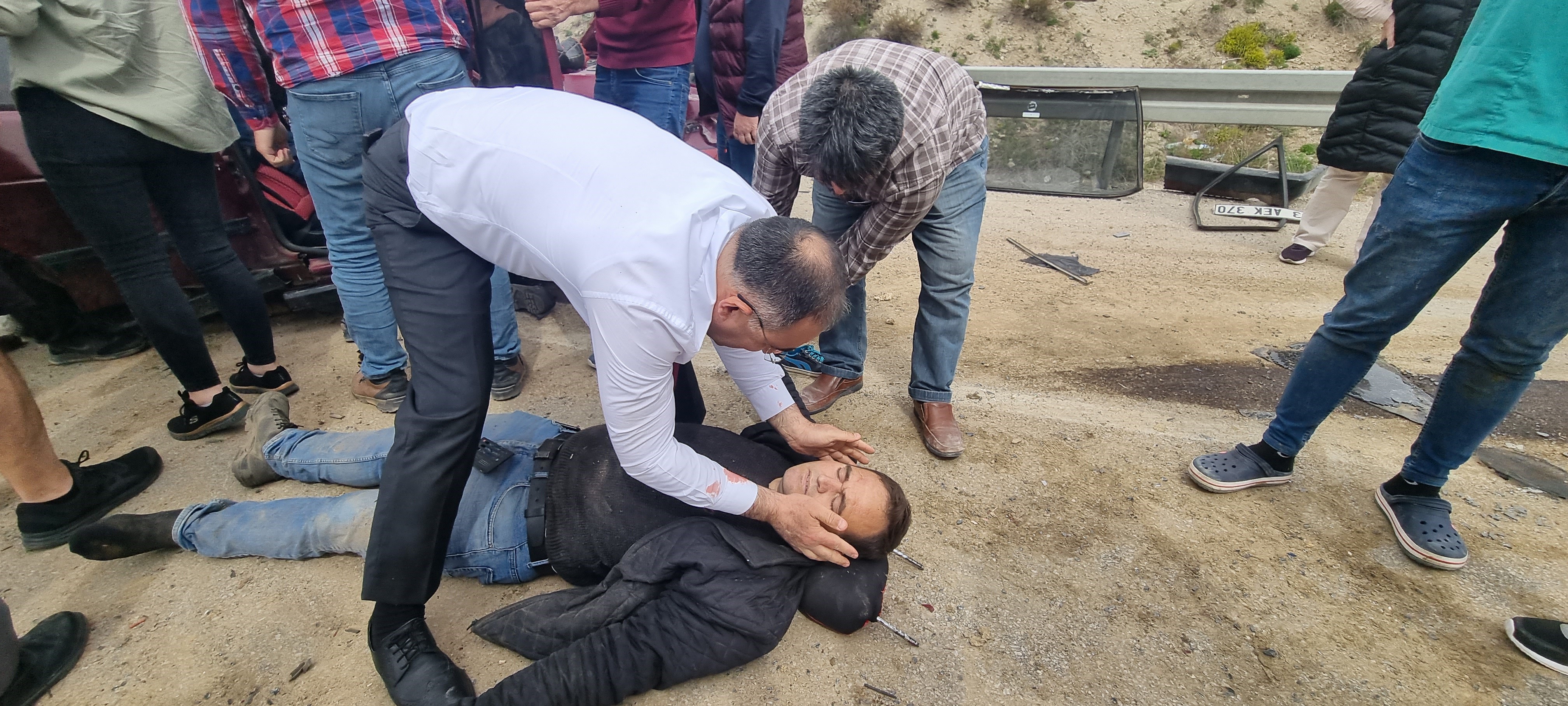 AK PARTİ MİLLETVEKİLİ ADAYI ARSLAN'DAN HAYATİ MÜDAHALE