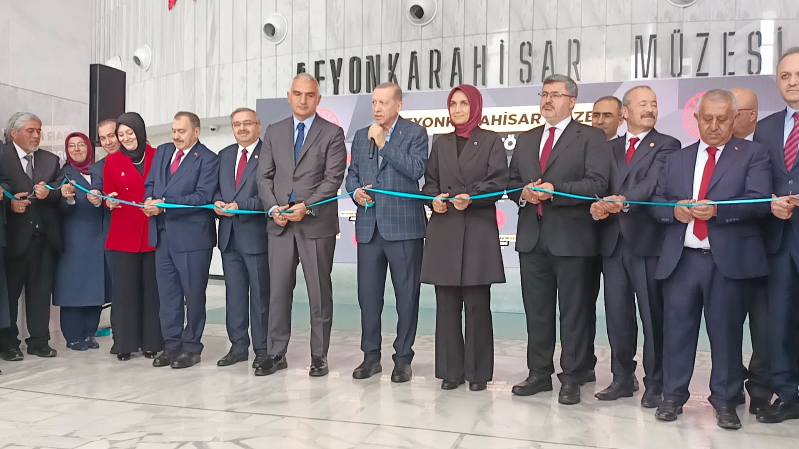 ERDOĞAN, AFYON ARKEOLOJİ MÜZESİNİ HİZMETE AÇTI