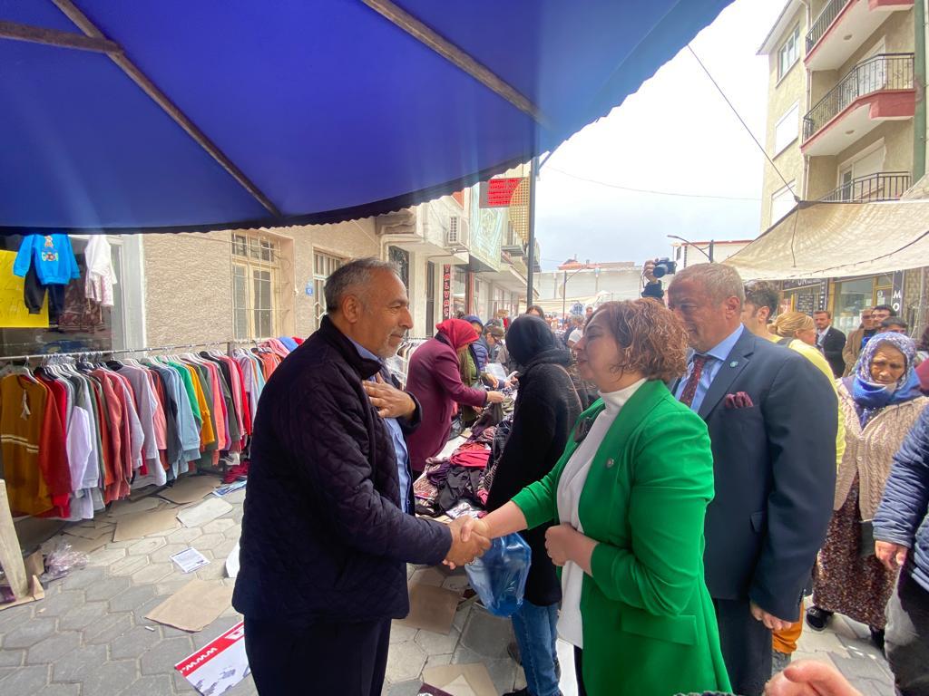 “AYDINLIK YARINLARA EMİN ADIMLARLA İLERLİYORUZ”