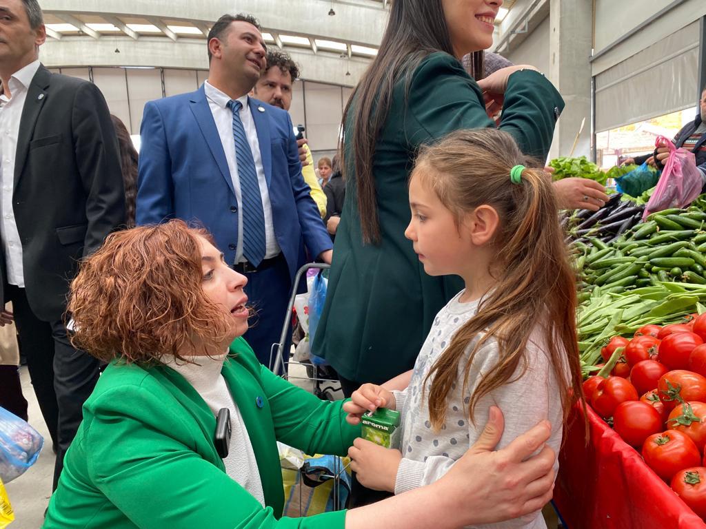 “AYDINLIK YARINLARA EMİN ADIMLARLA İLERLİYORUZ”