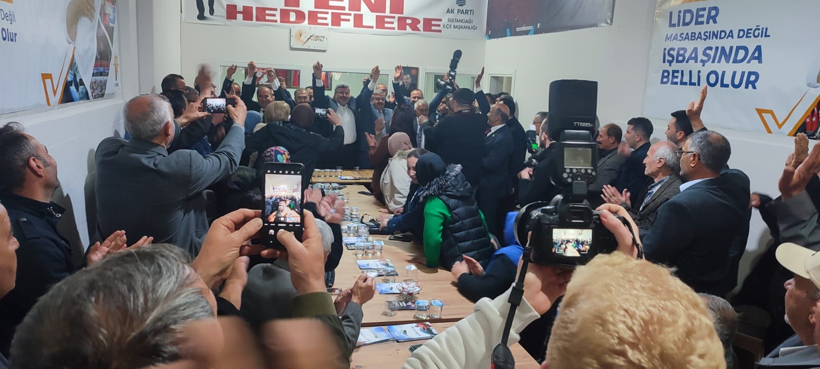 AK PARTİ SULTANDAĞI İLÇE TEŞKİLATI BAYRAMLAŞTI