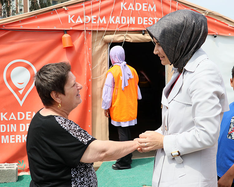 İSKENDERUN’DA 23 KONTEYNER KENTTE 25 BİNE YAKIN DEPREMZEDE KONAKLAYACAK