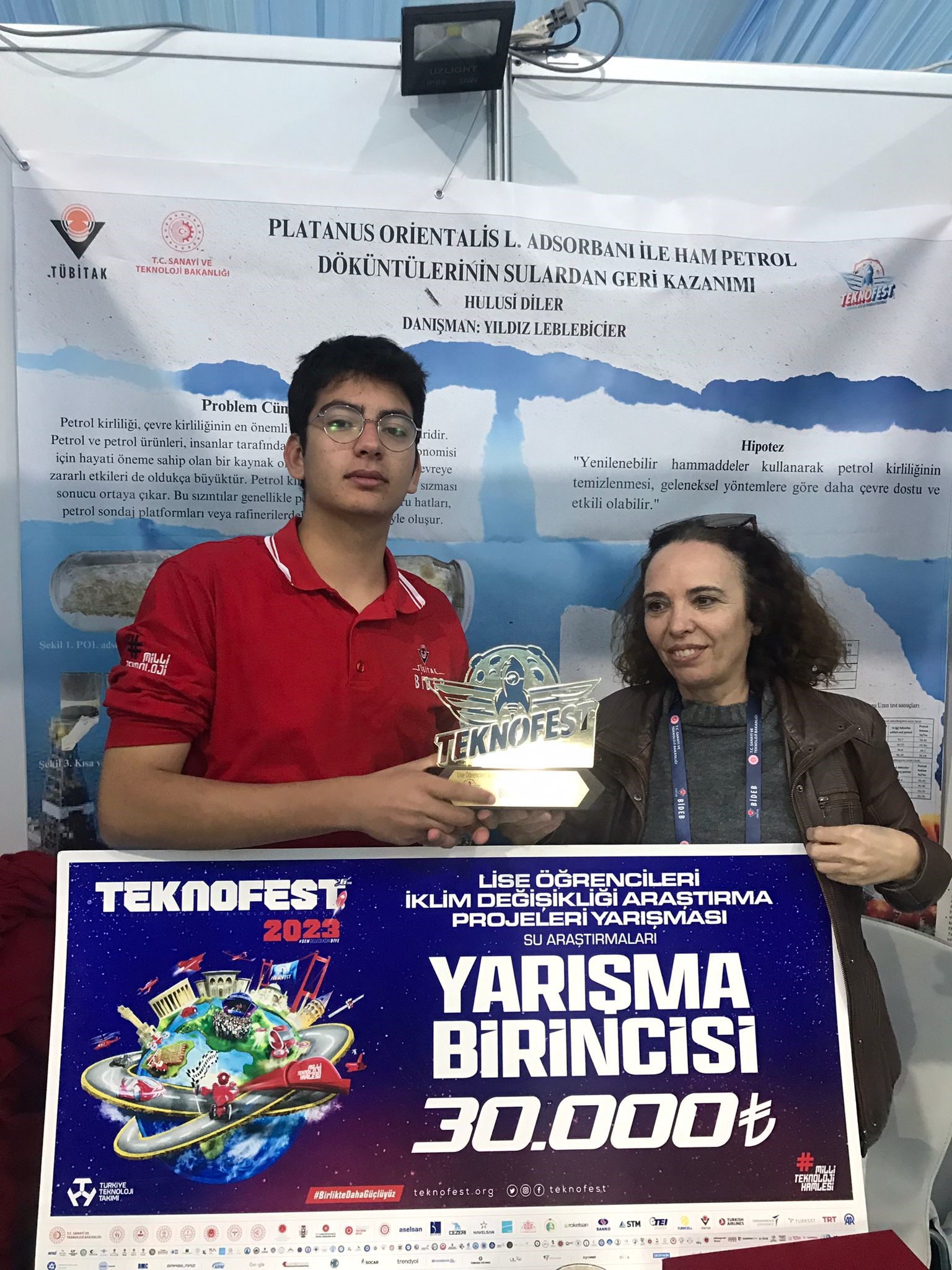AFYONLU ÖĞRENCİLER TÜRKİYE BİRİNCİSİ OLDU