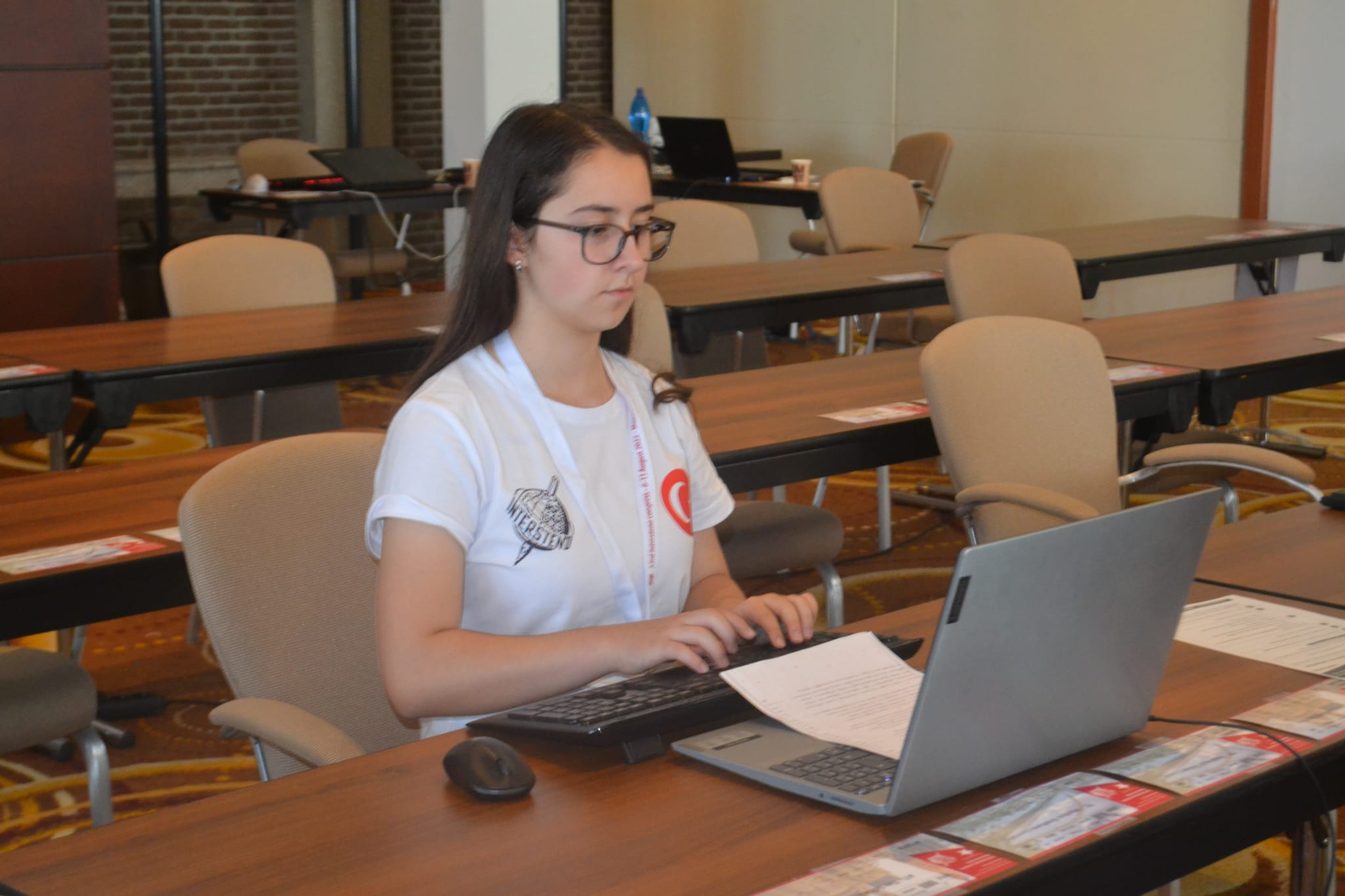 BİLGİSAYAR KLAVYE TAKIMI ÜLKEMİZE 11 MADALYA KAZANDIRDI