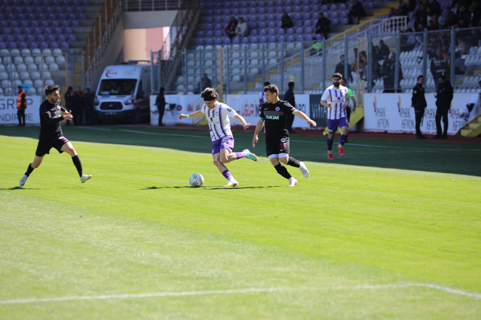 AFYONSPOR TEK GOLLE KAZANDI