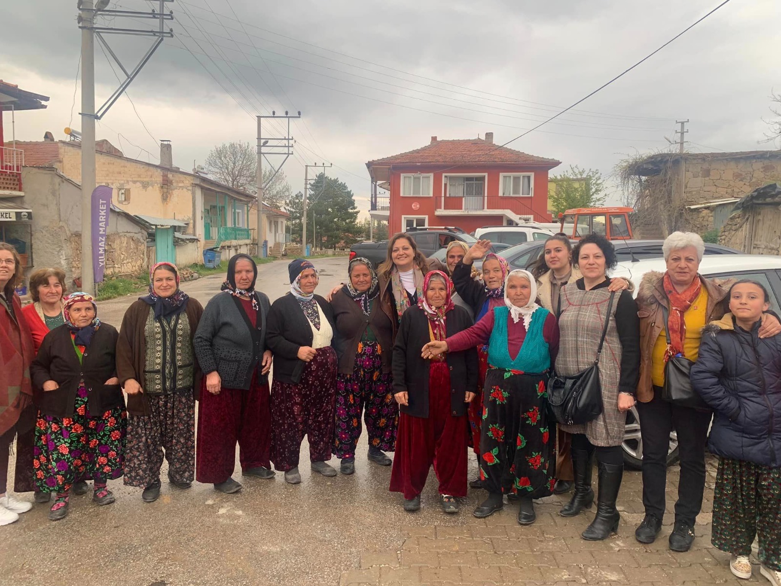 “HALKIN İKTİDARINDA TÜRKİYE ÜRETECEK, VATANDAŞLARIMIZ KAZANACAK”