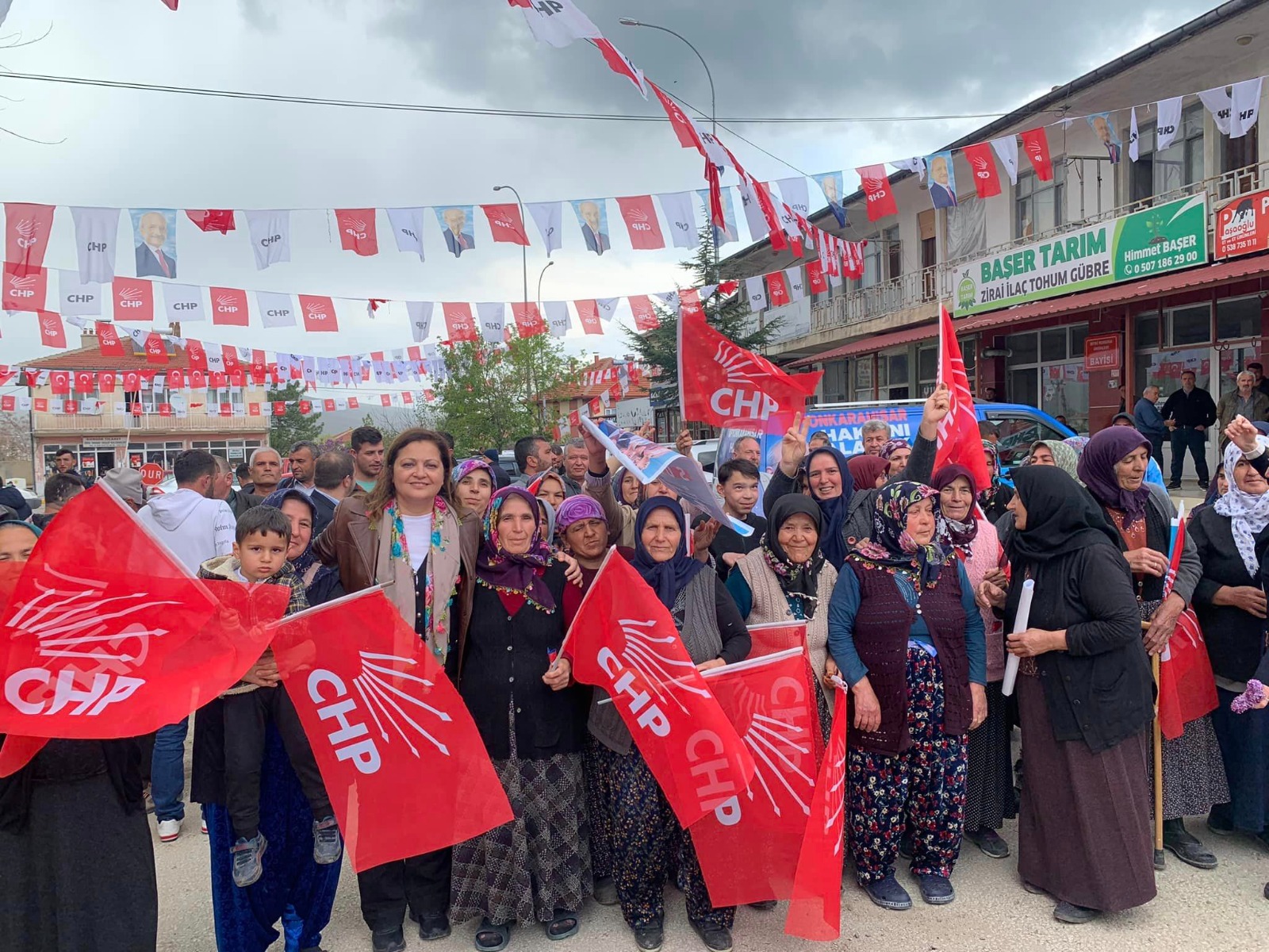“HALKIN İKTİDARINDA TÜRKİYE ÜRETECEK, VATANDAŞLARIMIZ KAZANACAK”