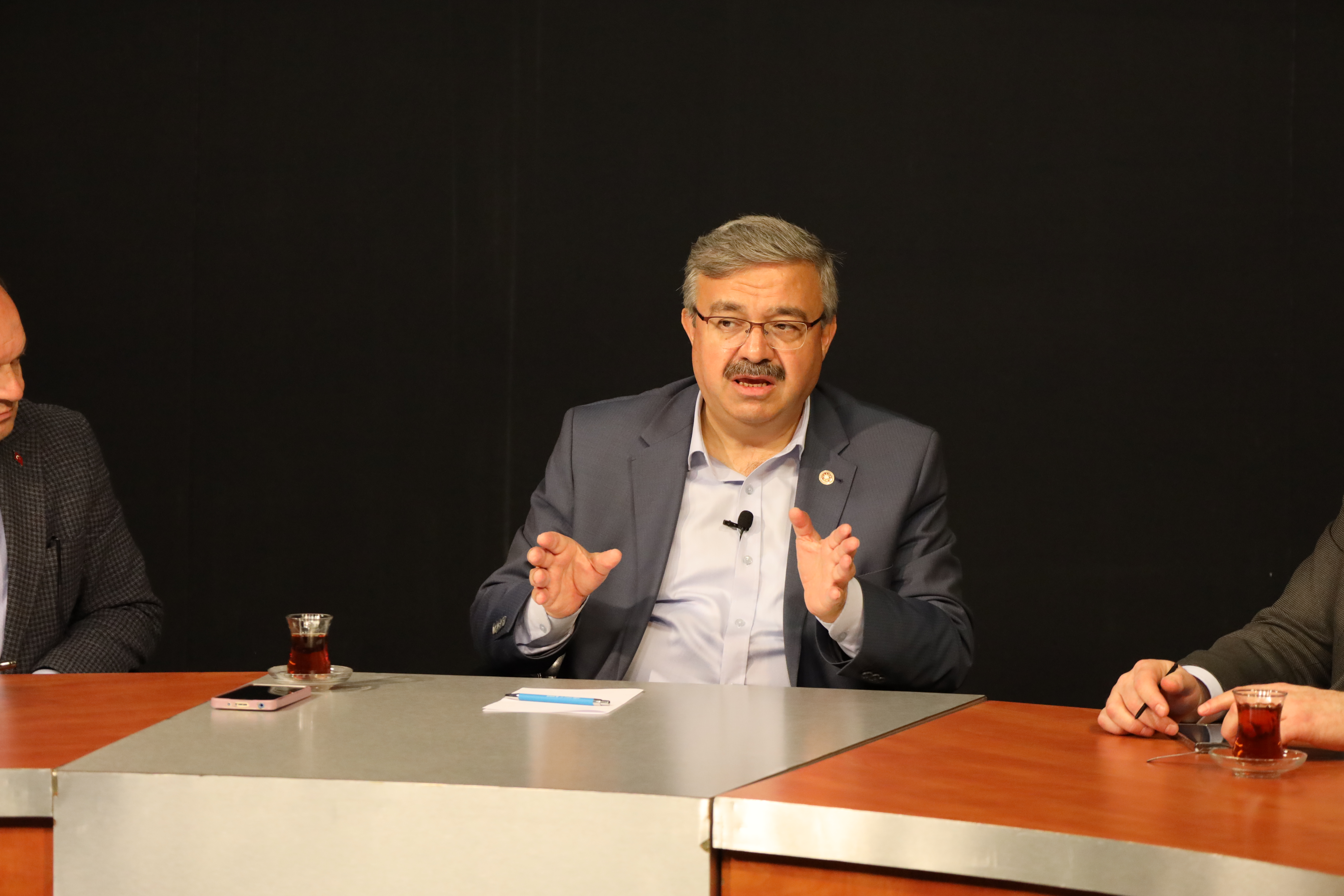 “AFYON BİZİM KIRMIZI ÇİZGİMİZ NE GEREKİYORSA YAPIYORUZ”