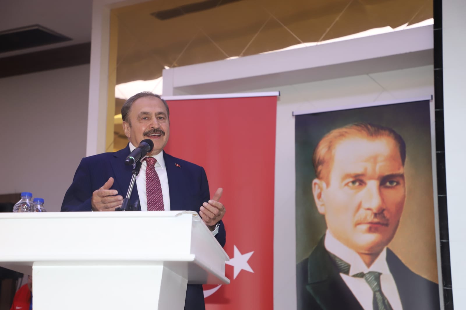 "MİLLET İTTİFAKI İLE BATACAĞIZ, PARAMPARÇA OLACAĞIZ, CUMHUR İTTİFAKI İLE DÜNYANIN EN GÜÇLÜ DEVLETİ OLACAĞIZ"
