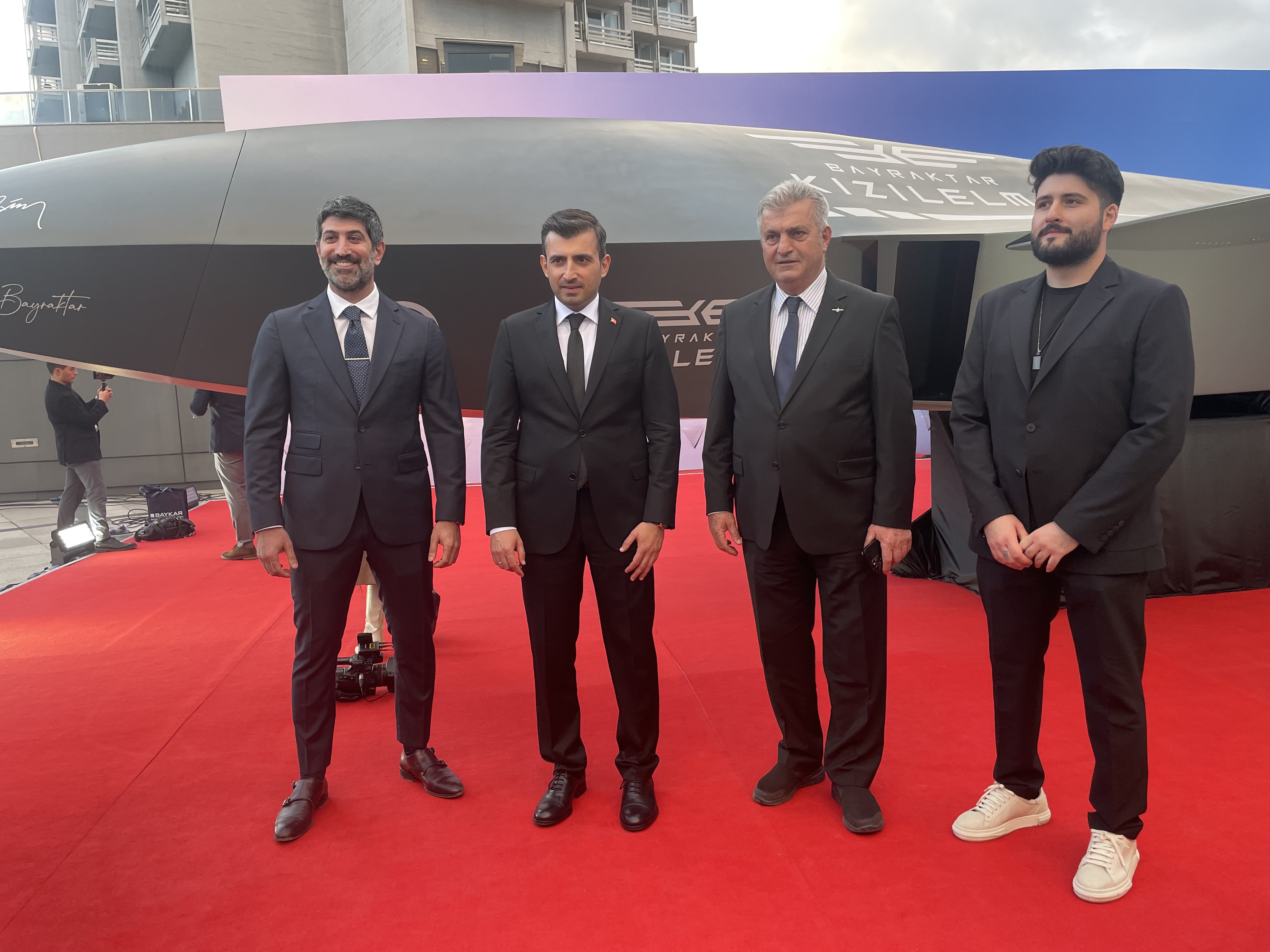 KIZILELMA BELGESELİ YAYINLANDI