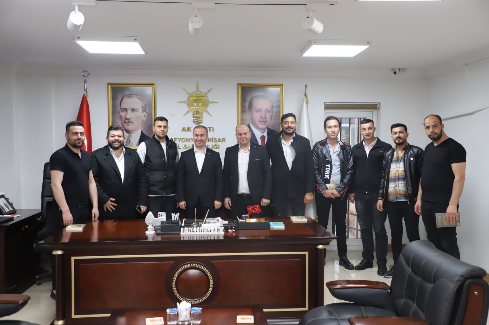 AK PARTİ’DE TRANSFERLER DEVAM EDİYOR