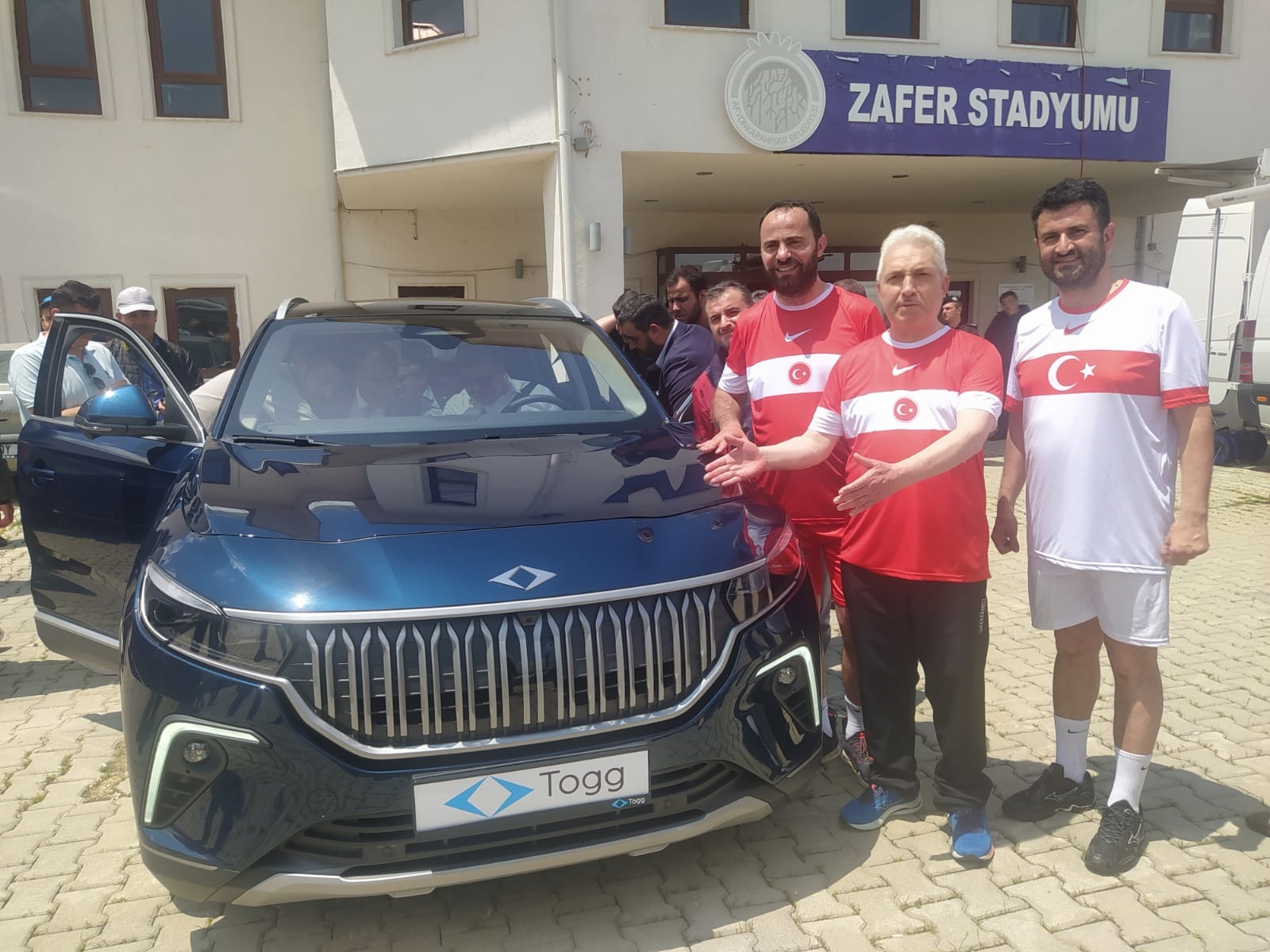 ZAFER STADYUMUNDAN TOGG İLE AYRILDILAR