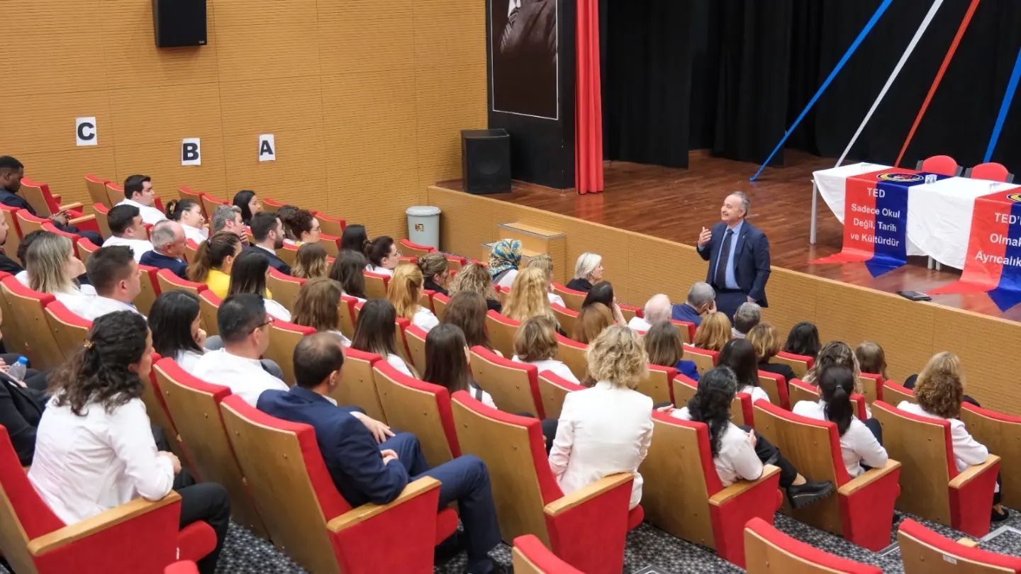 TED AFYON KOLEJİ ÖNEMLİ KONUKLARI AĞIRLADI