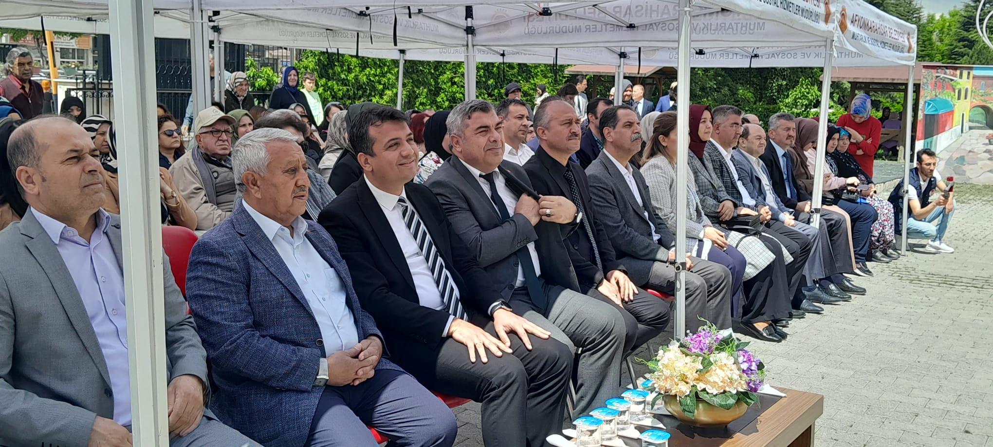 "KURSİYERLERİN ESERLERİ SERGİLENDİ"