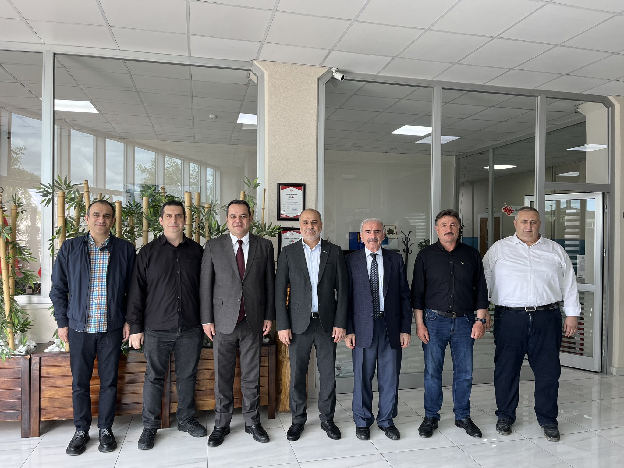 MÜSİAD YÖNETİMİNDEN NEZAKET ZİYARETİ