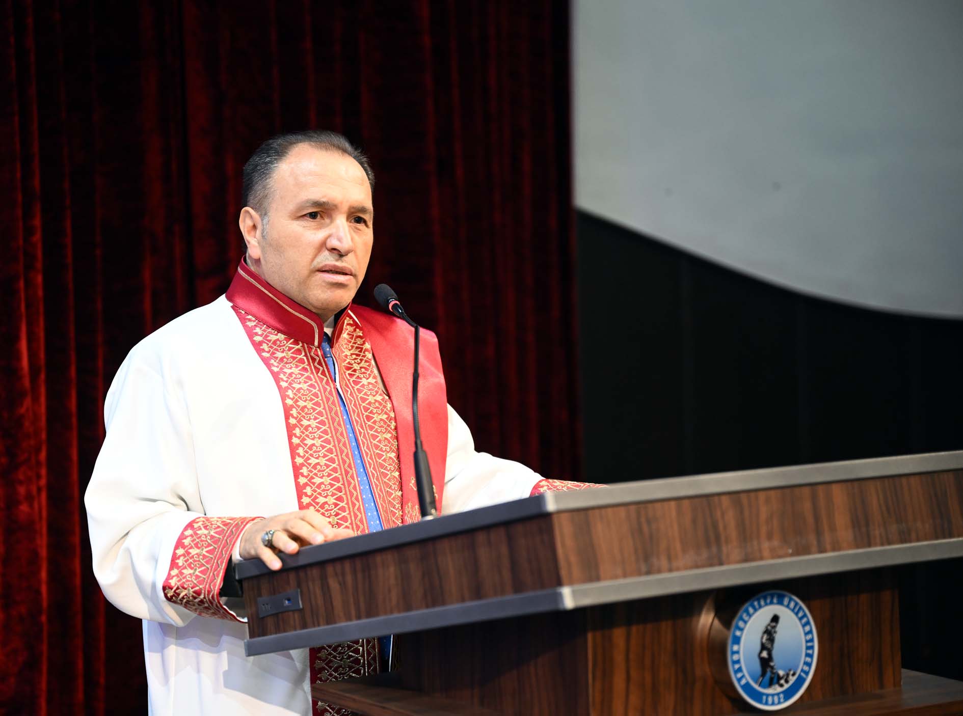 “MEZUNİYET BİR SON DEĞİL BAŞLANGIÇ”
