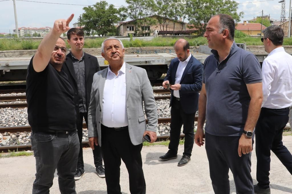 TARİHİ İZMİR İSTASYONU’NDA DÖNÜŞÜM