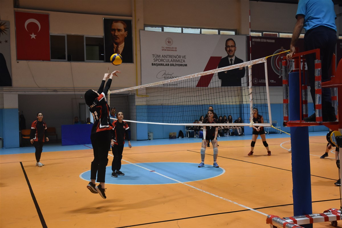 FİLEDEKİ KIYASIYA MÜCADELE SONA ERDİ