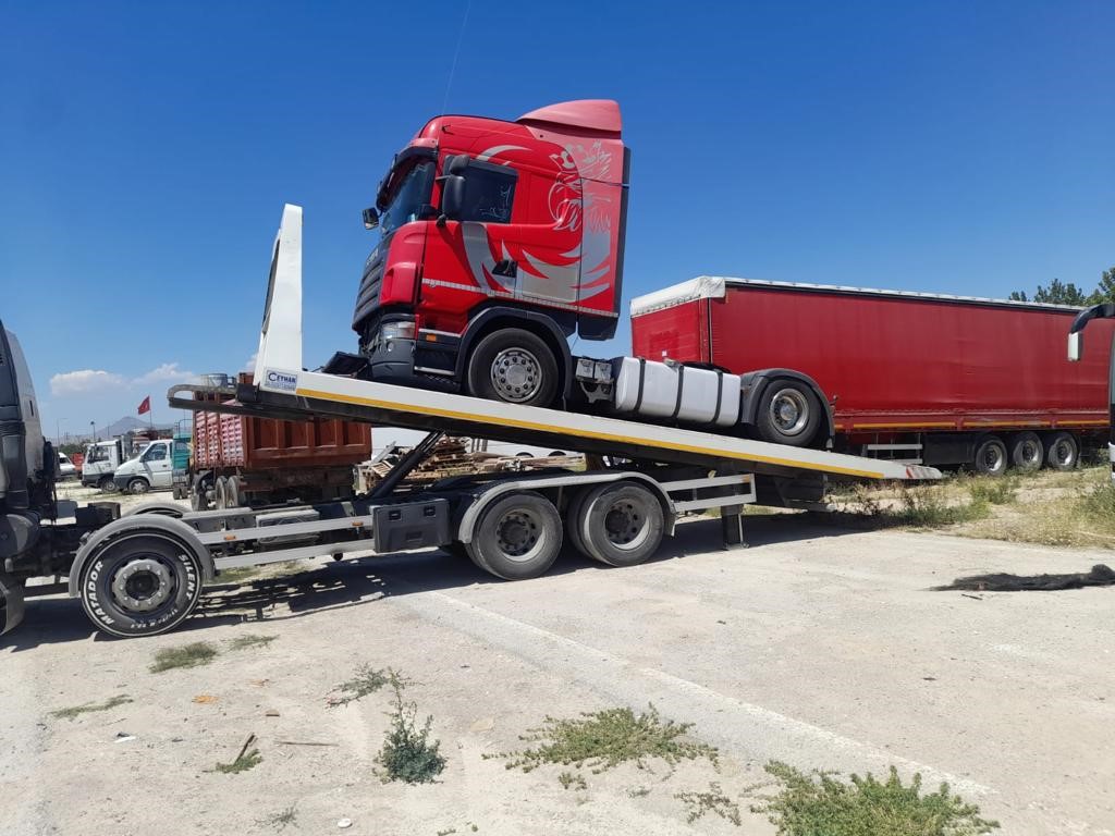 OTO KAÇAKÇILARINA BÜYÜK DARBE