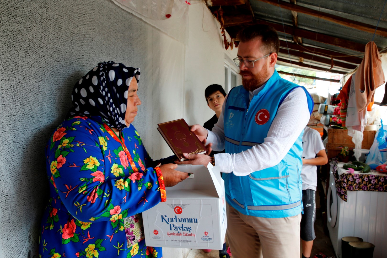 “GENÇLER KURBAN İBADETİYLE İYİLİĞİN YAYILMASINA VESİLE OLUYOR”