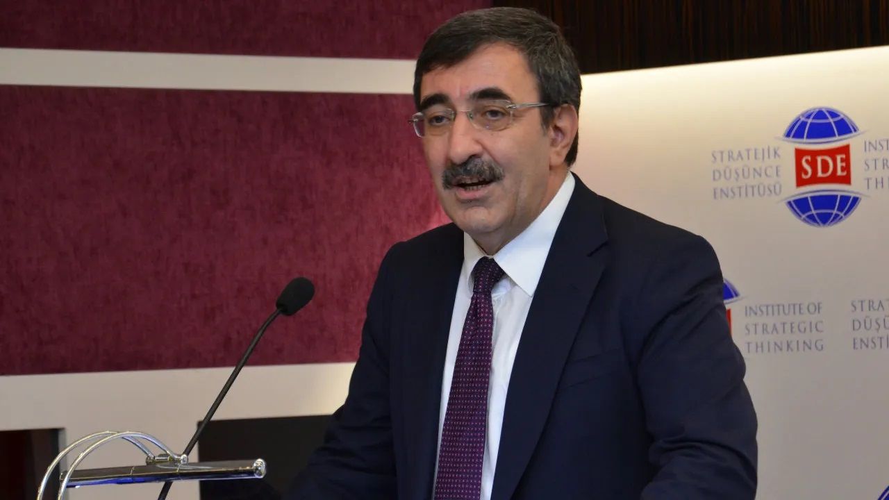 “ENFLASYONA EZDİRMEMEK TEMEL İLKEMİZ”