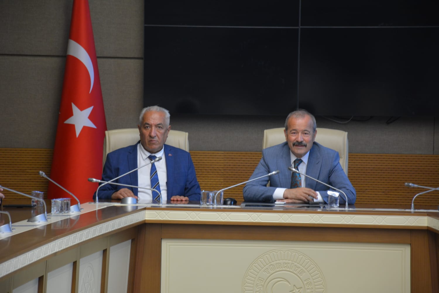 "2024 YEREL SEÇİMLERİNE HAZIRIZ"