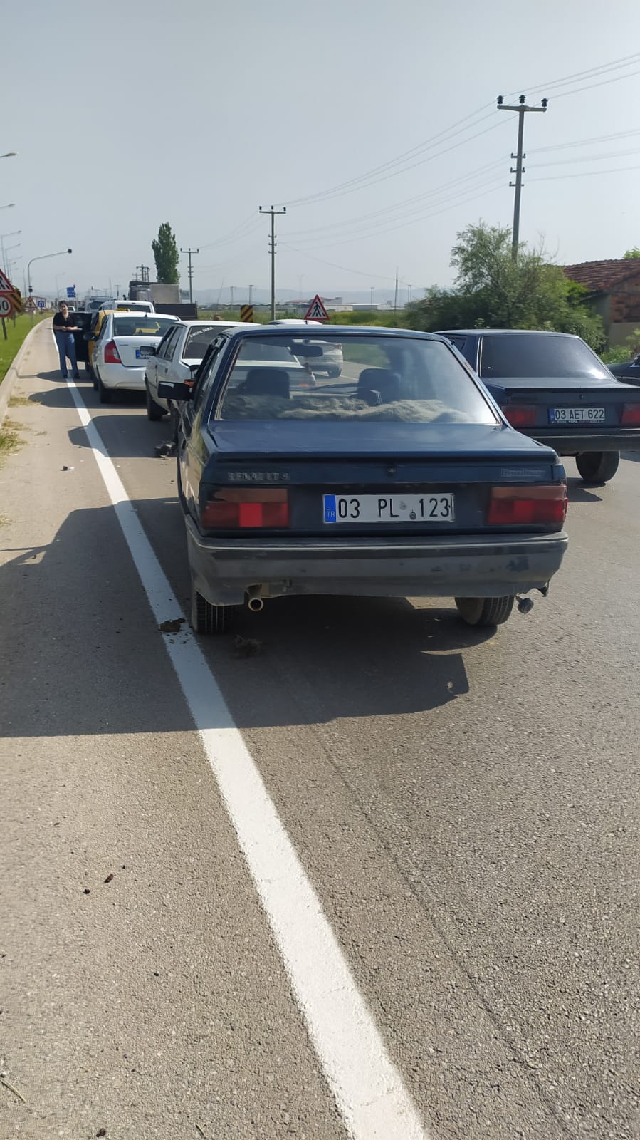 SINAV TELAŞI KAZAYA DAVETİYE ÇIKARDI