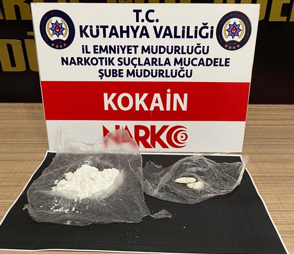 ŞAHSIN ÜZERİNDE UYUŞTURUCU ELE GEÇİRİLDİ
