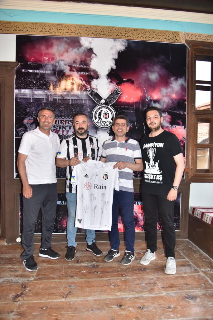 BEŞİKTAŞLILARDAN ÖZEL TURNUVA