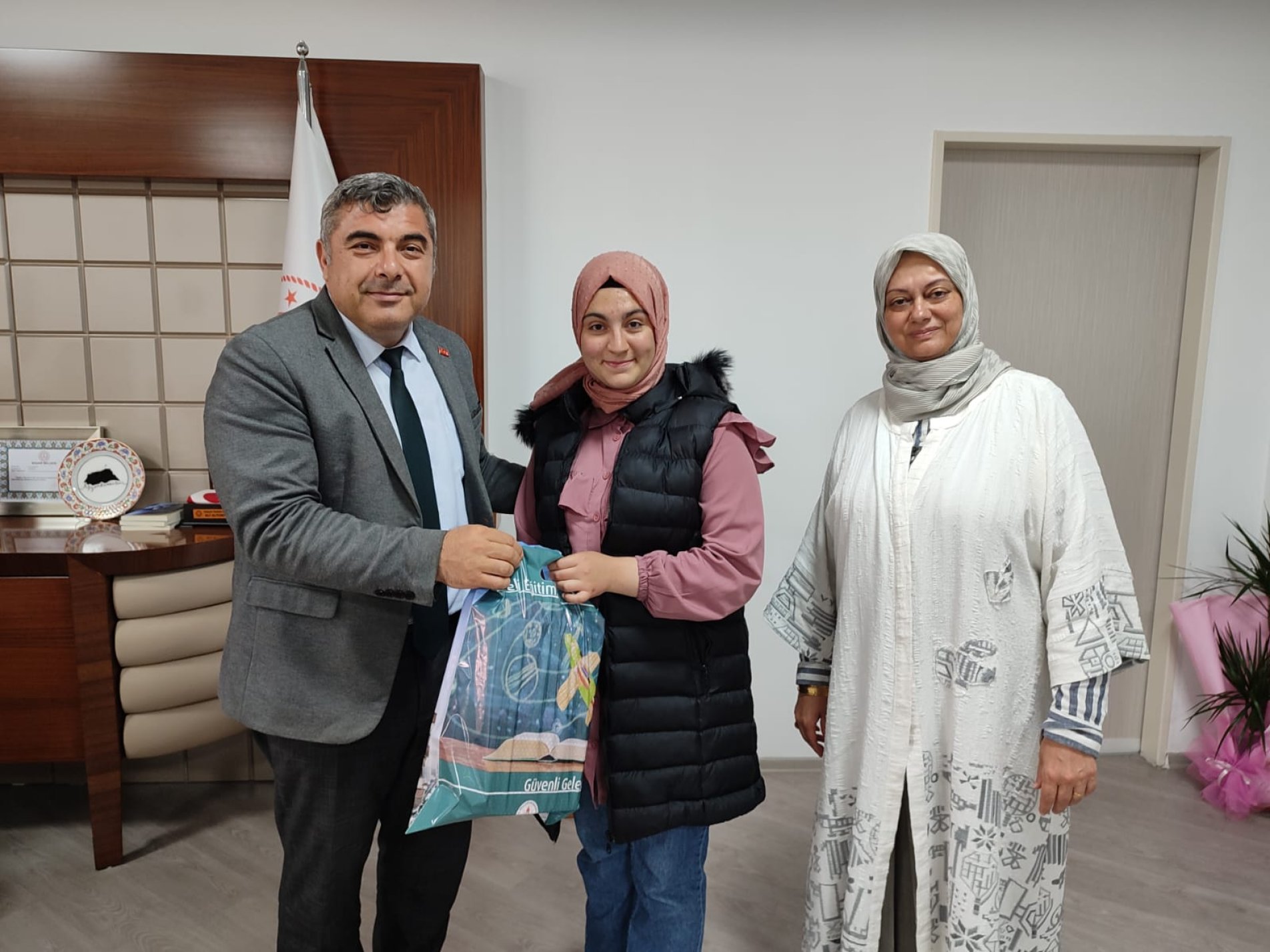 TRAFİKTE GÖR, GÖRÜNÜR OL’DA MUTLU SON