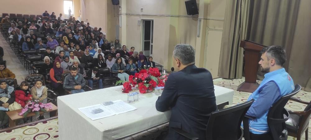 İL MÜFTÜLÜĞÜNDEN ÖĞRENCİLERE YARDIM ÇEKİ