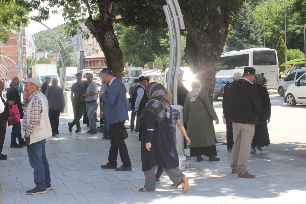 YENİ ASGARİ ÜCRET KAFA KARIŞTIRDI