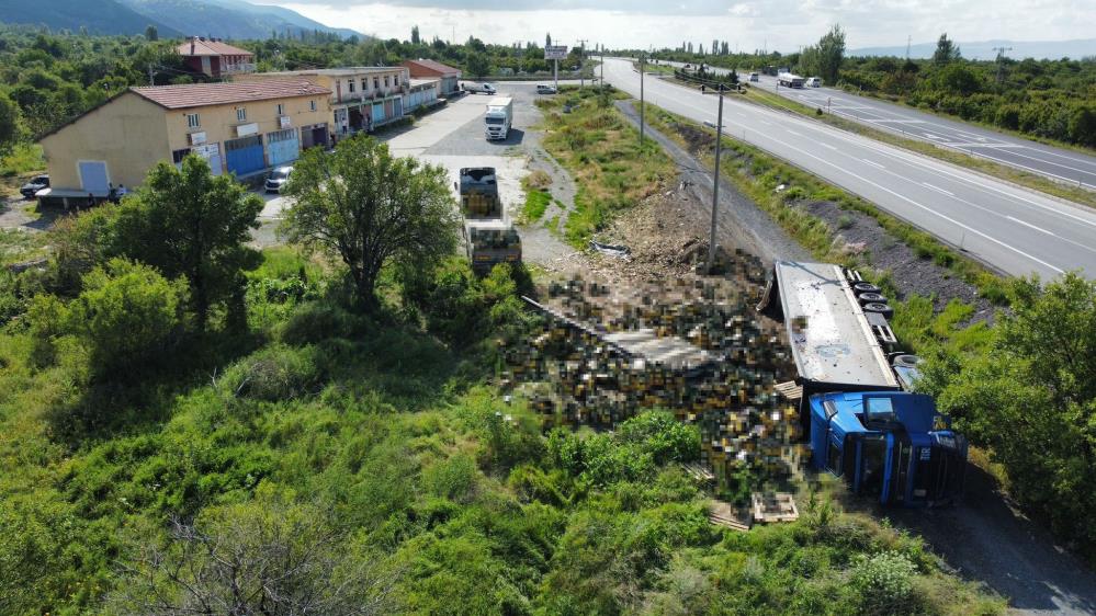 YAN YATAN TIRIN SÜRÜCÜSÜ YARALANDI