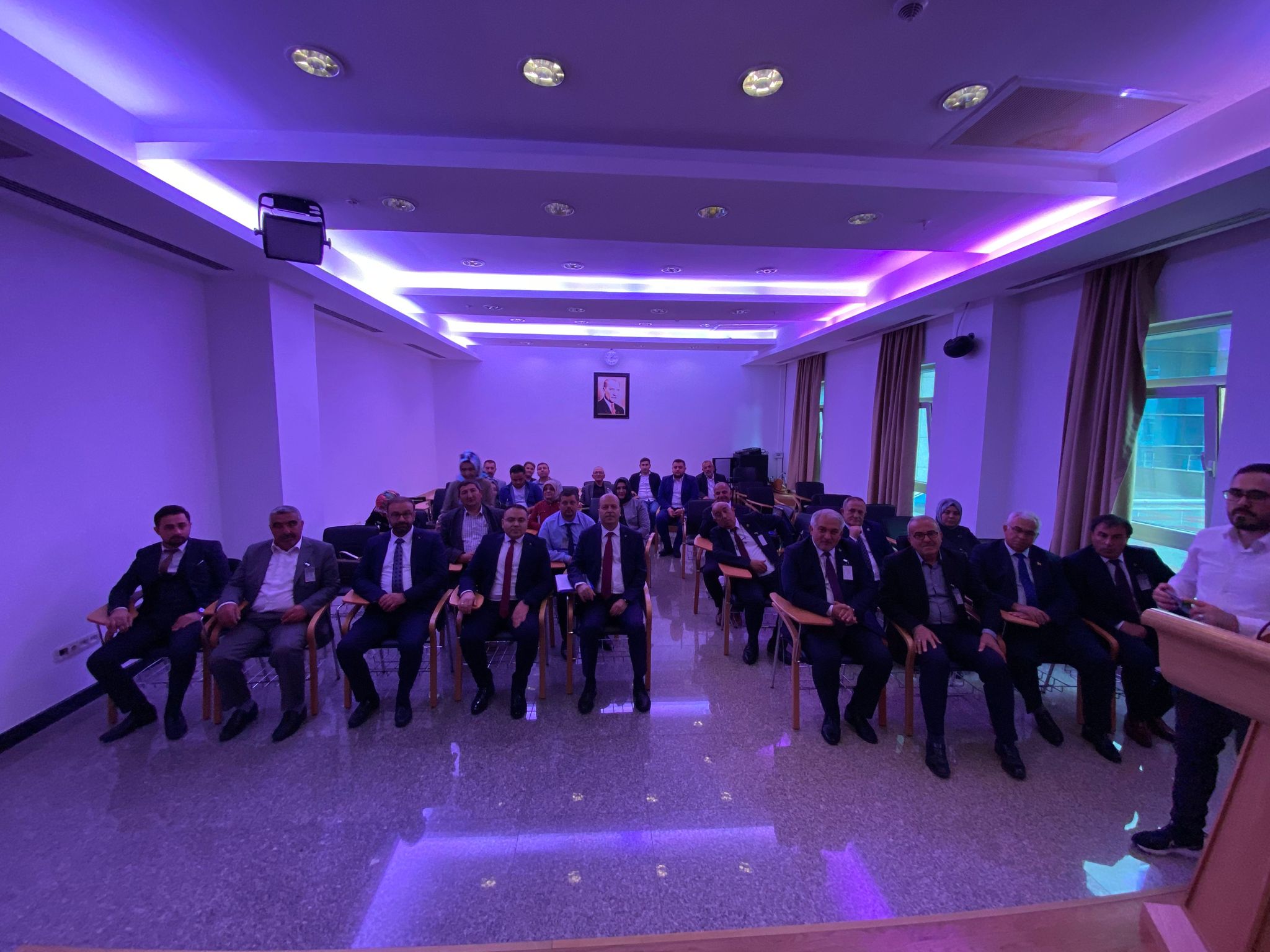 TEŞKİLATLARDAN VEKİLLERE NEZAKET ZİYARETİ