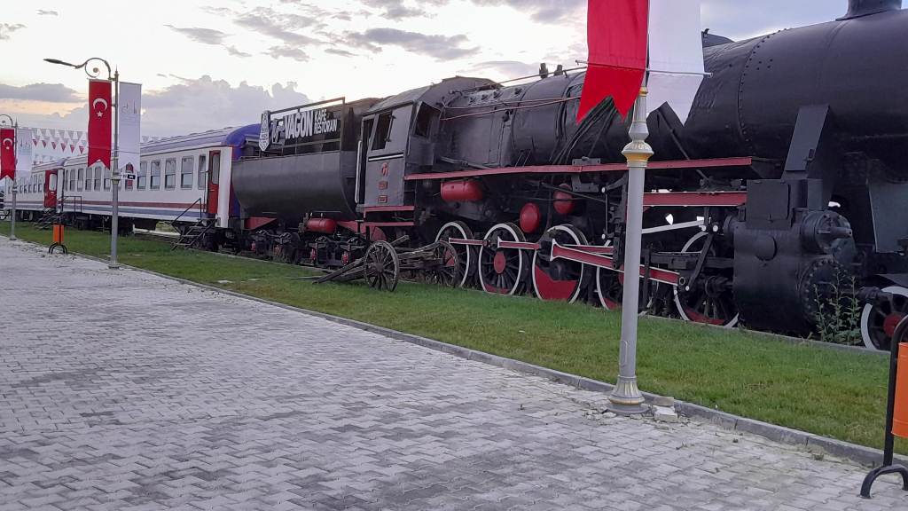 VAGON KAFE AFYON-KONYA YOLUNDA HİZMETE GİRDİ