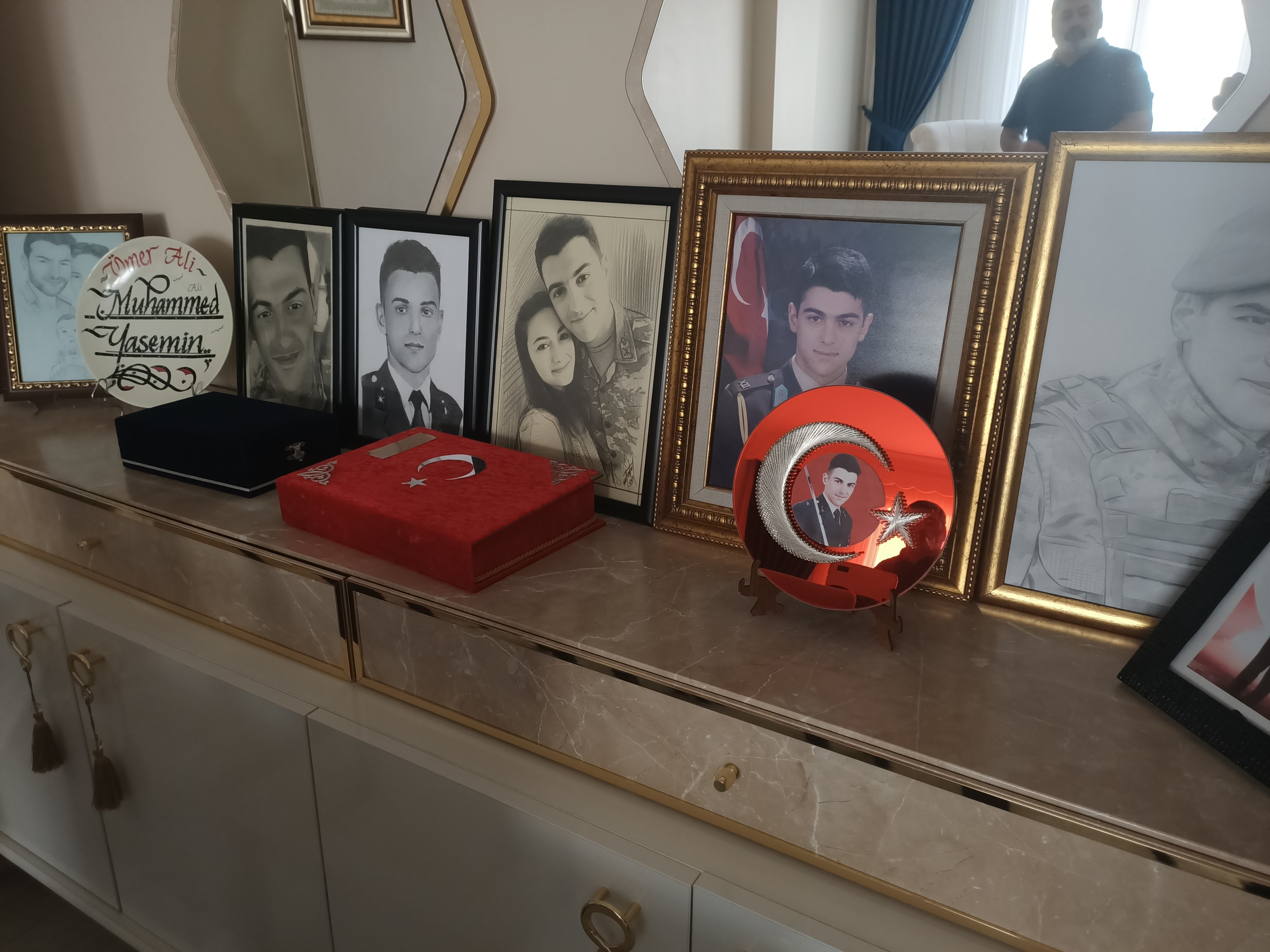“BİR ÖLDÜRÜRSENİZ, BİZ BİN DİRİLİRİZ”