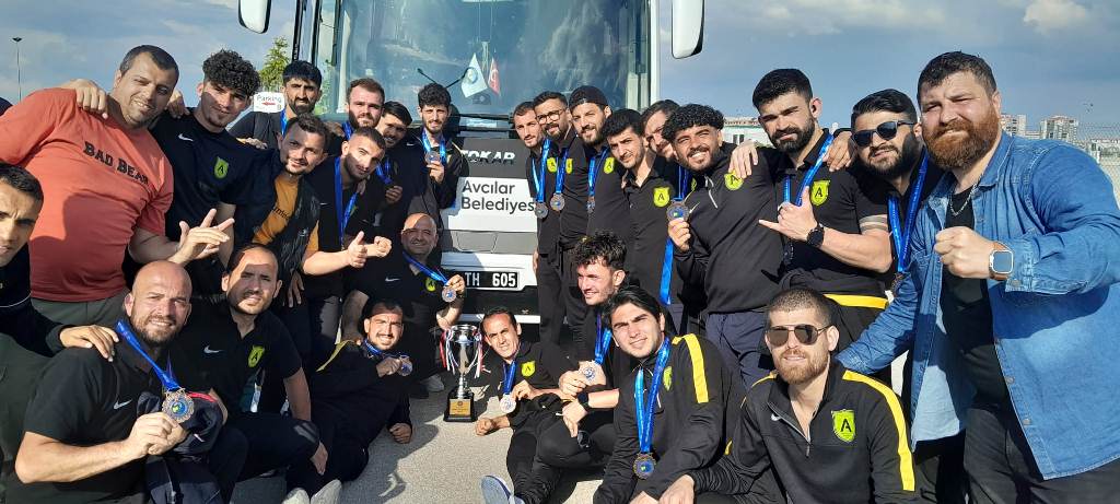 SESSİZLER TRÜBÜNLERE SES OLDU