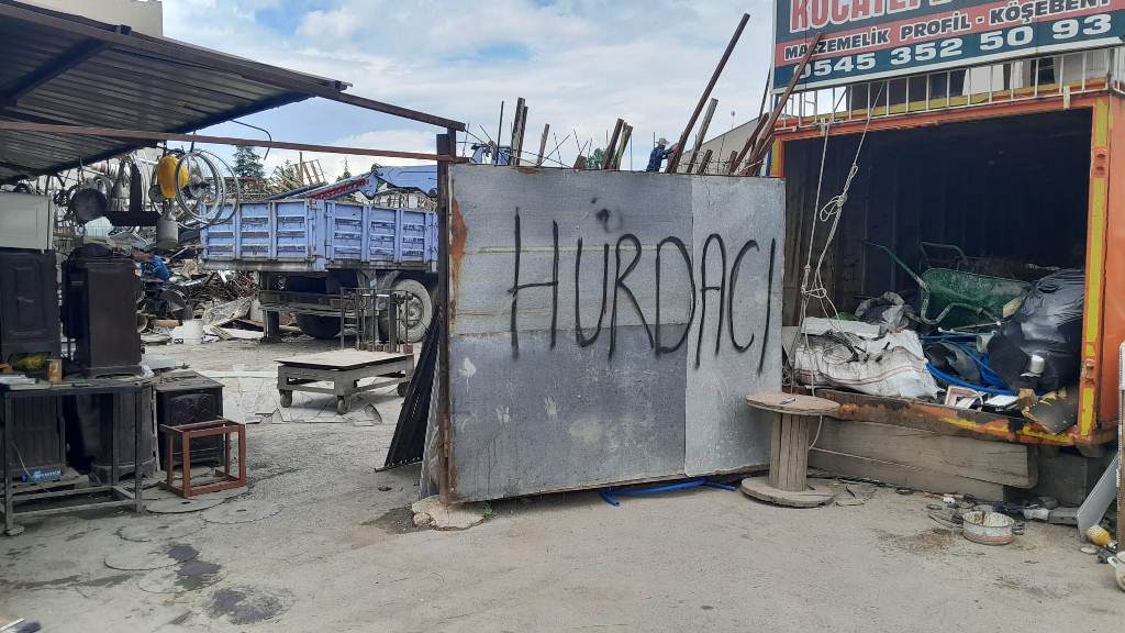 "GEÇMİŞİN DEĞERLERİNİ KORUYORUZ"
