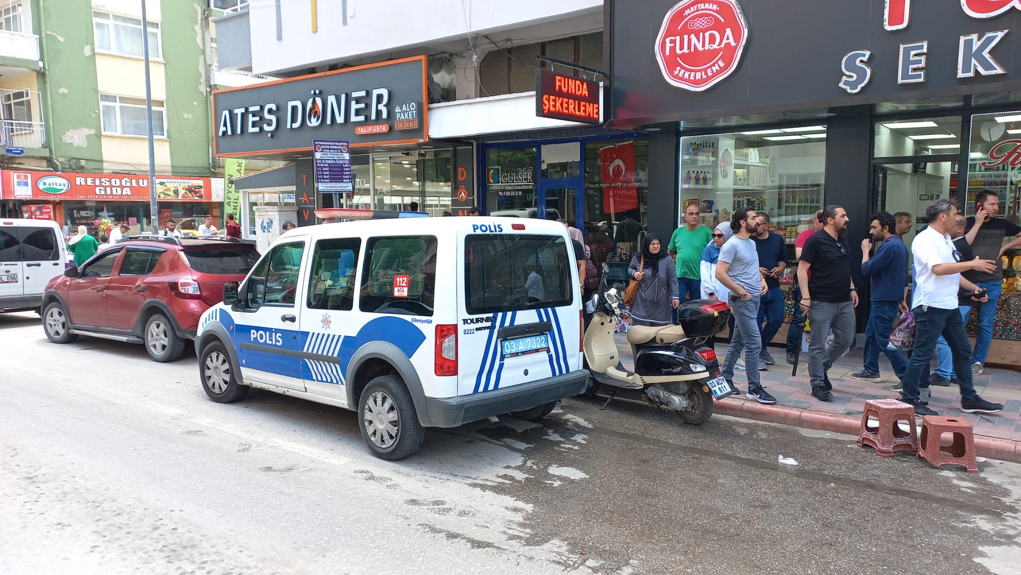 AMBARYOLU'NDA BIÇAKLI YARALAMA