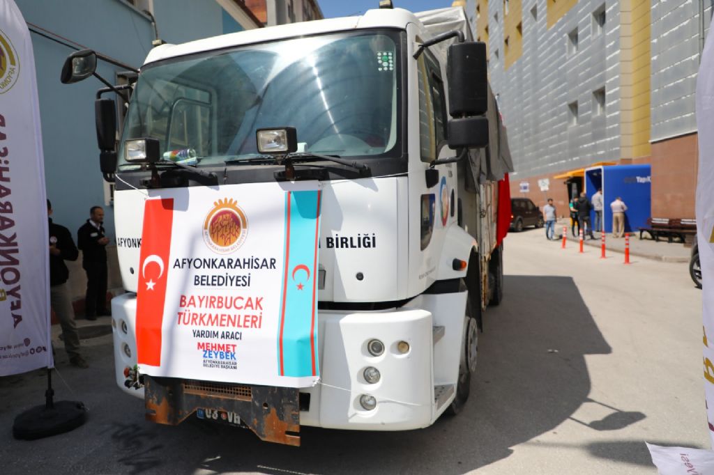 BAYIRBUCAK TÜRKMENLERİNE YARDIM ELİ