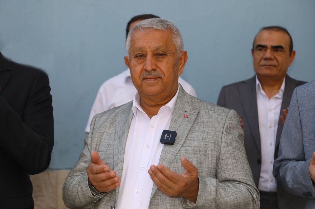 BAYIRBUCAK TÜRKMENLERİNE YARDIM ELİ