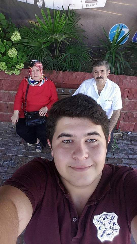 BAYRAM YOLUNDA FECİ KAZA: 3 ÖLÜ, 1 AĞIR YARALI