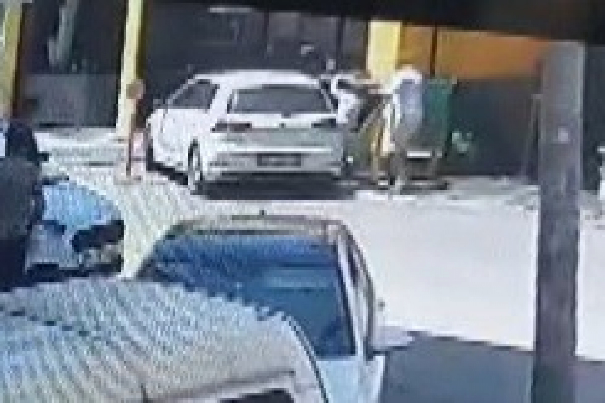 10 YAŞINDAKİ TORUNUNU KORUMAK İSTERKEN CANINDAN OLDU