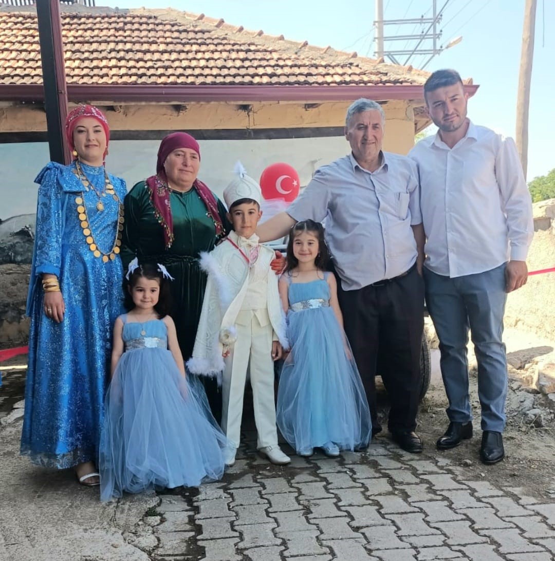 BÖYLE DÜĞÜN KONVOYU GÖRÜLMEDİ