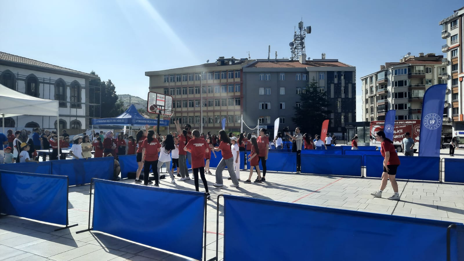 YAZ SPOR OKULLARI SEREMONİSİ DÜZENLENDİ