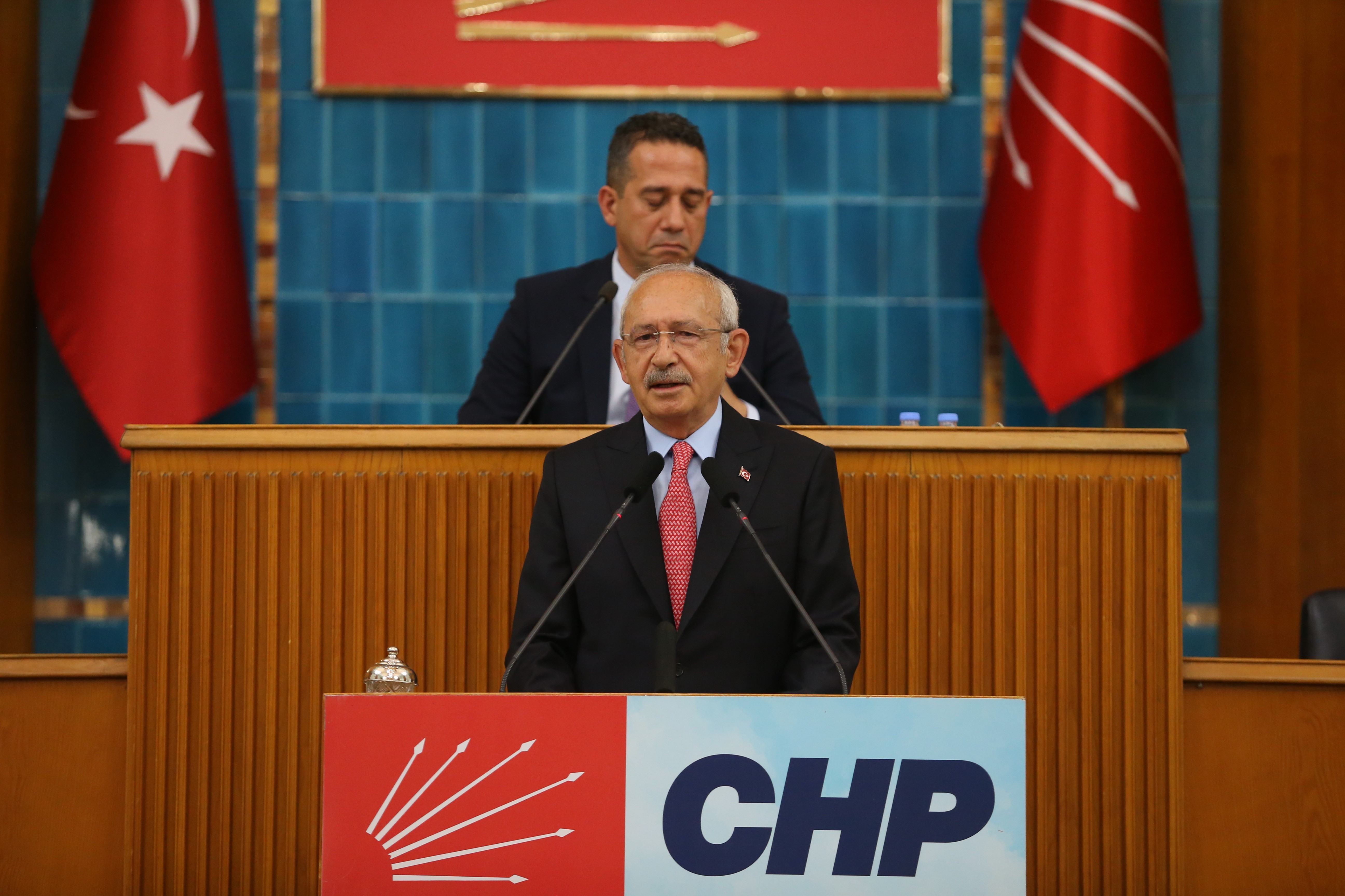 “NEYİN DEĞİŞTİĞİNE DEĞİL, NEYİN DEĞİŞMEDİĞİNE BAKARSAK HATA YAPMIŞ OLURUZ”