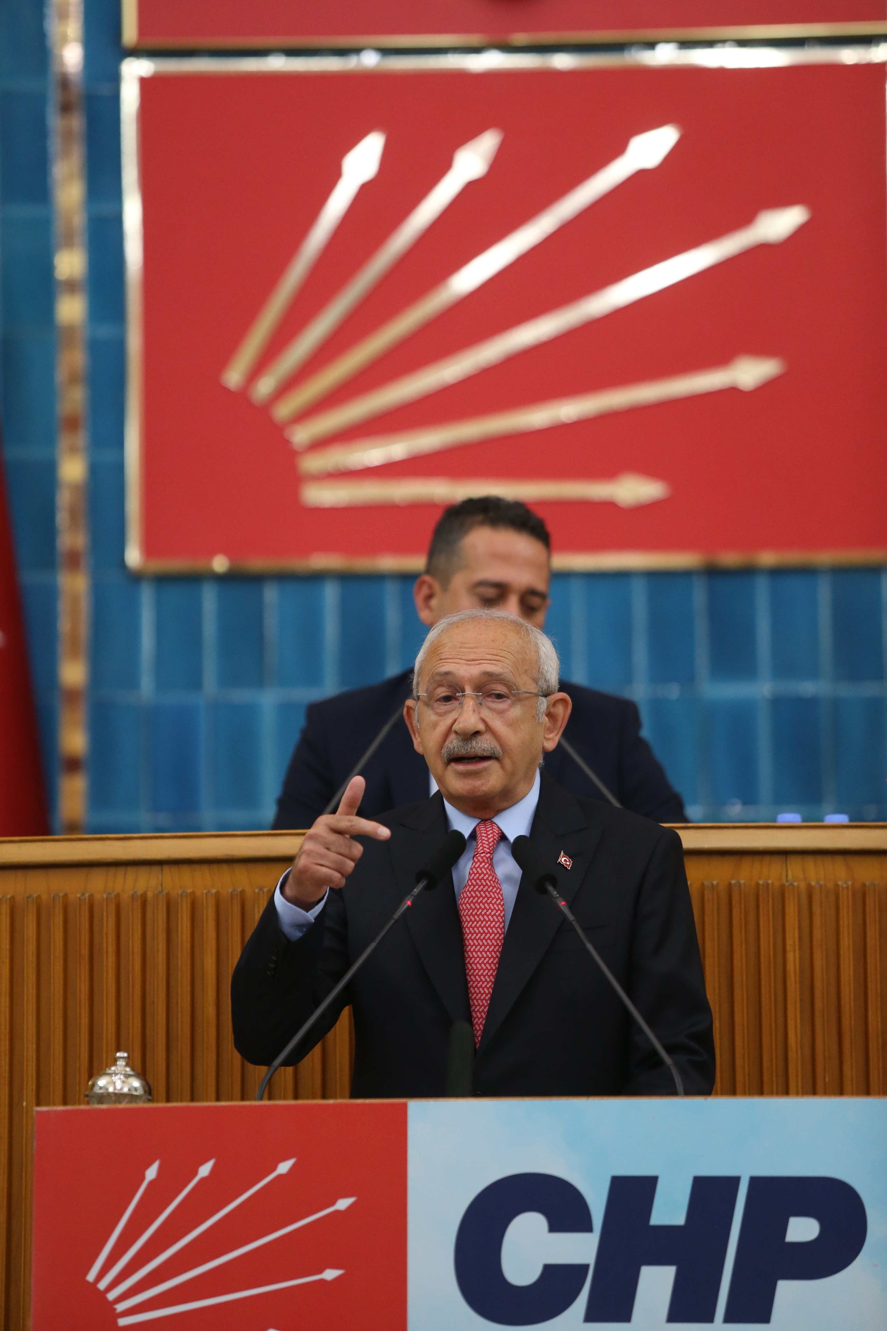 “NEYİN DEĞİŞTİĞİNE DEĞİL, NEYİN DEĞİŞMEDİĞİNE BAKARSAK HATA YAPMIŞ OLURUZ”