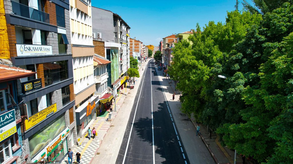 KURTULUŞ CADDESİ TRAFİĞE AÇILDI