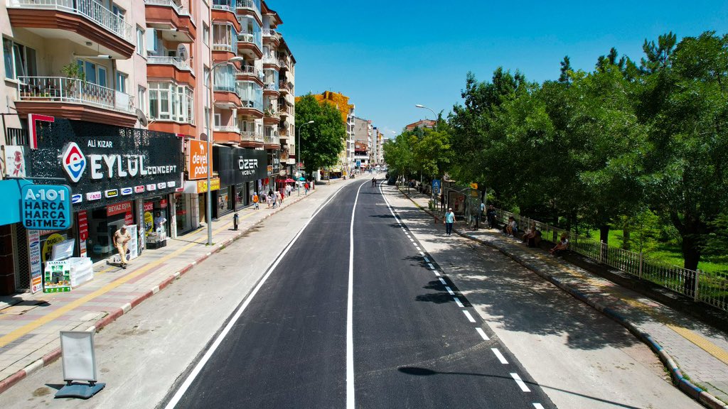 KURTULUŞ CADDESİ TRAFİĞE AÇILDI